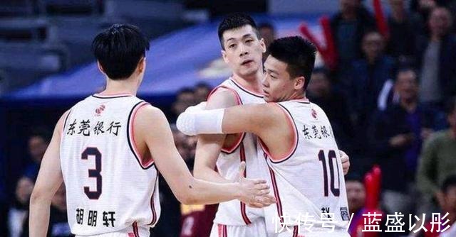 任骏飞|CBA全明星首发出炉!辽宁广东各5人 任骏飞受质疑 郭艾伦落选票王!