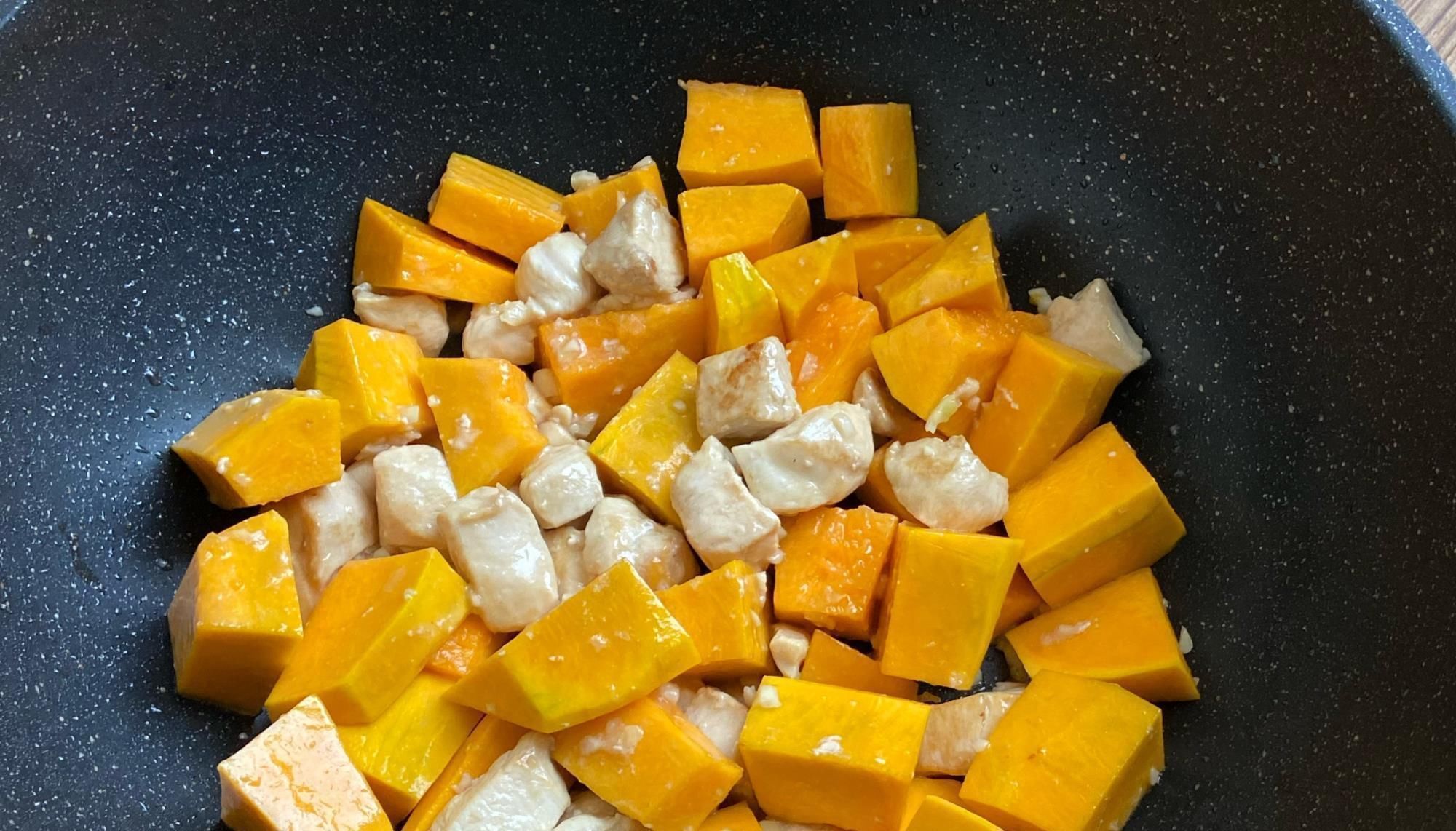 拌饭|脂肪最怕这菜,减脂餐里排第一,闺蜜一周吃3次,腰围瘦了好几寸