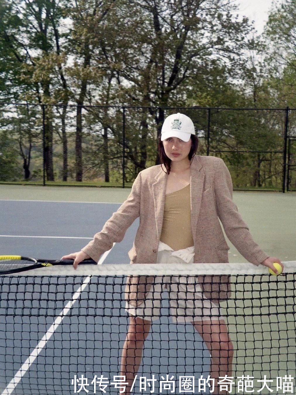 穿搭|老款也能穿出CELINE女孩的味道?简练又时髦,不管肥瘦都合适