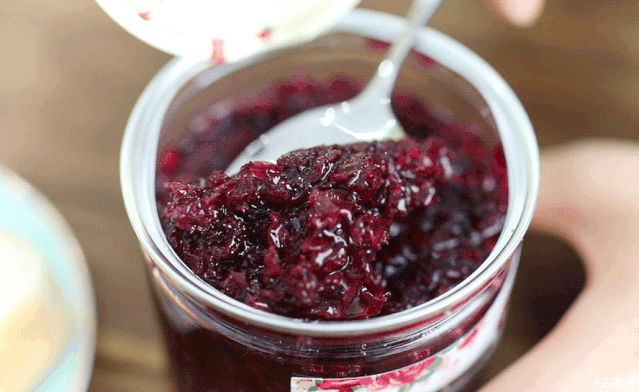 不用揉面也不用发酵！这饼外酥里软，吃到嘴里口齿留香~