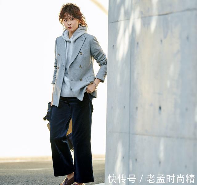 卫衣 要打造出年轻感就得多穿卫衣,学会这样挑选和搭配,时尚又减龄