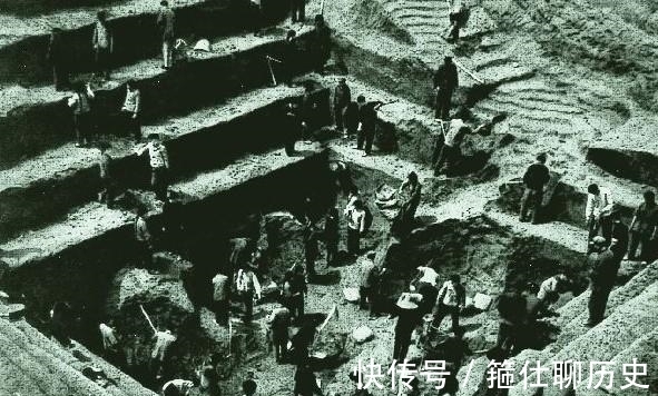 出土#《道德经》被篡改700多处,看看汉墓出土的原版,才知老子有多牛