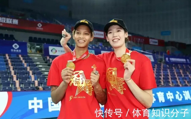 李盈莹|小美为何能加盟天津女排?李盈莹和瓦尔加斯从对手变队友的故事