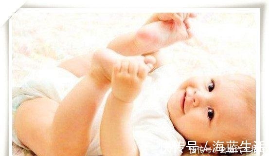 新生儿|新生儿有这些表现,暗示被过度喂养了,不当回事会导致发育迟缓!