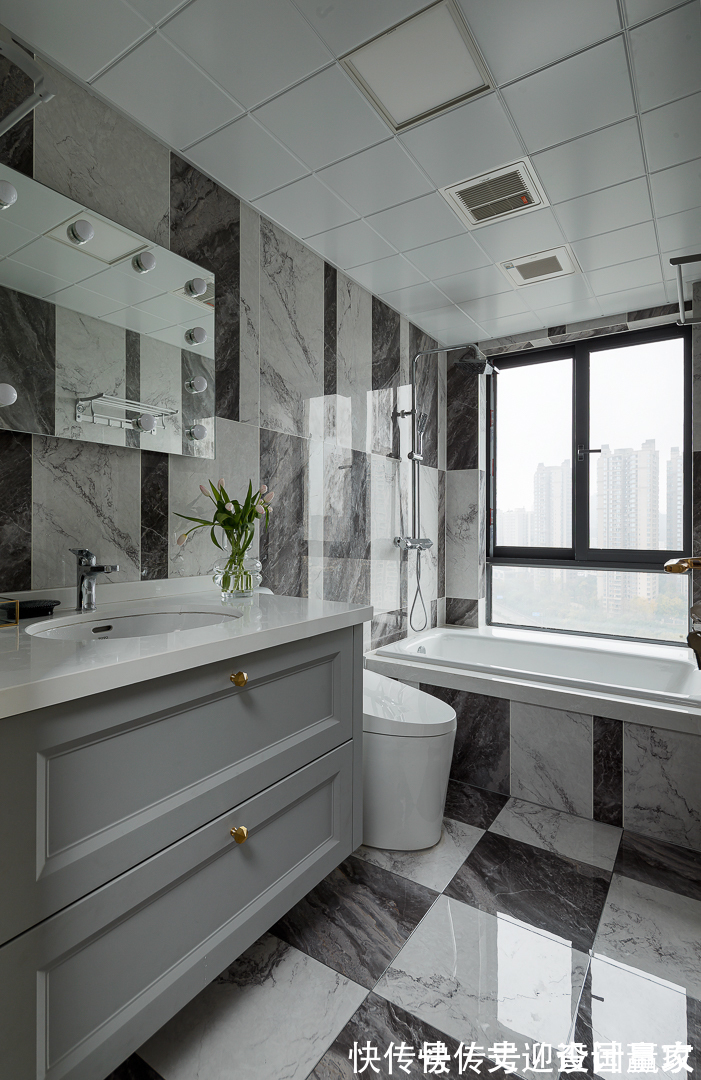 四居|130㎡轻奢四居,融入美式的沉稳庄重,打造温柔的质感生活