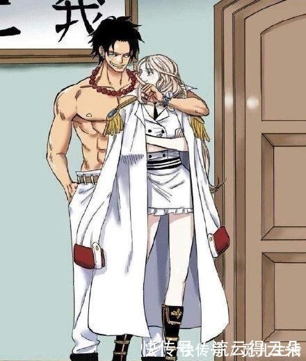 杰尔马|海贼王趣图艾斯交到海军女朋友;路飞终于穿上了杰尔马战斗服