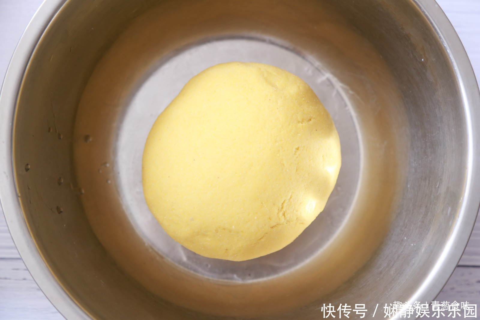 早餐|早餐学着做粗粮,制作简单不加水,香甜松软有营养,全家人都爱吃