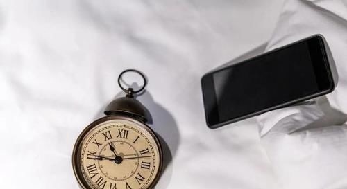 睡眠质量|明明很累，为何凌晨三四点却失眠？或与这3种疾病有关