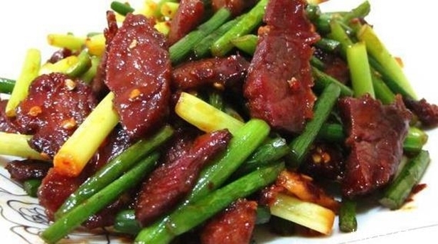 分享几道家常菜,妈妈做几道美味家常菜招待,朋友说下次还想来