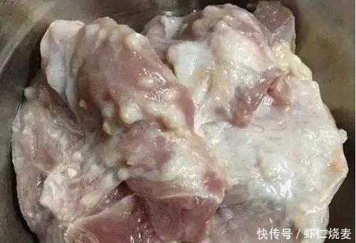 豬身上的這個部位最臟,含有害物和寄生蟲,懂行的人都不會買!