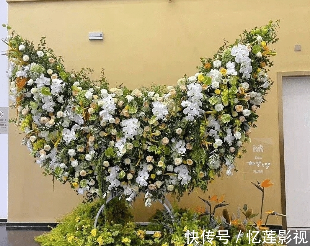 肖战|众多品牌齐应援，粉丝做不到的，品牌方来做，肖战，你值得！