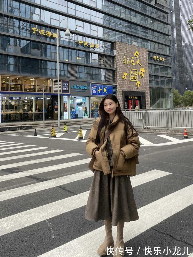 搭配 时尚穿搭,衬衫衣领两侧向两边分开,温柔可爱