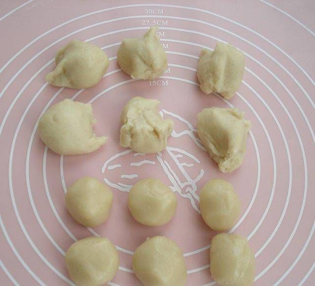 手工|自制绿豆酥饼,香酥可口,皮薄馅大,教你手工制作