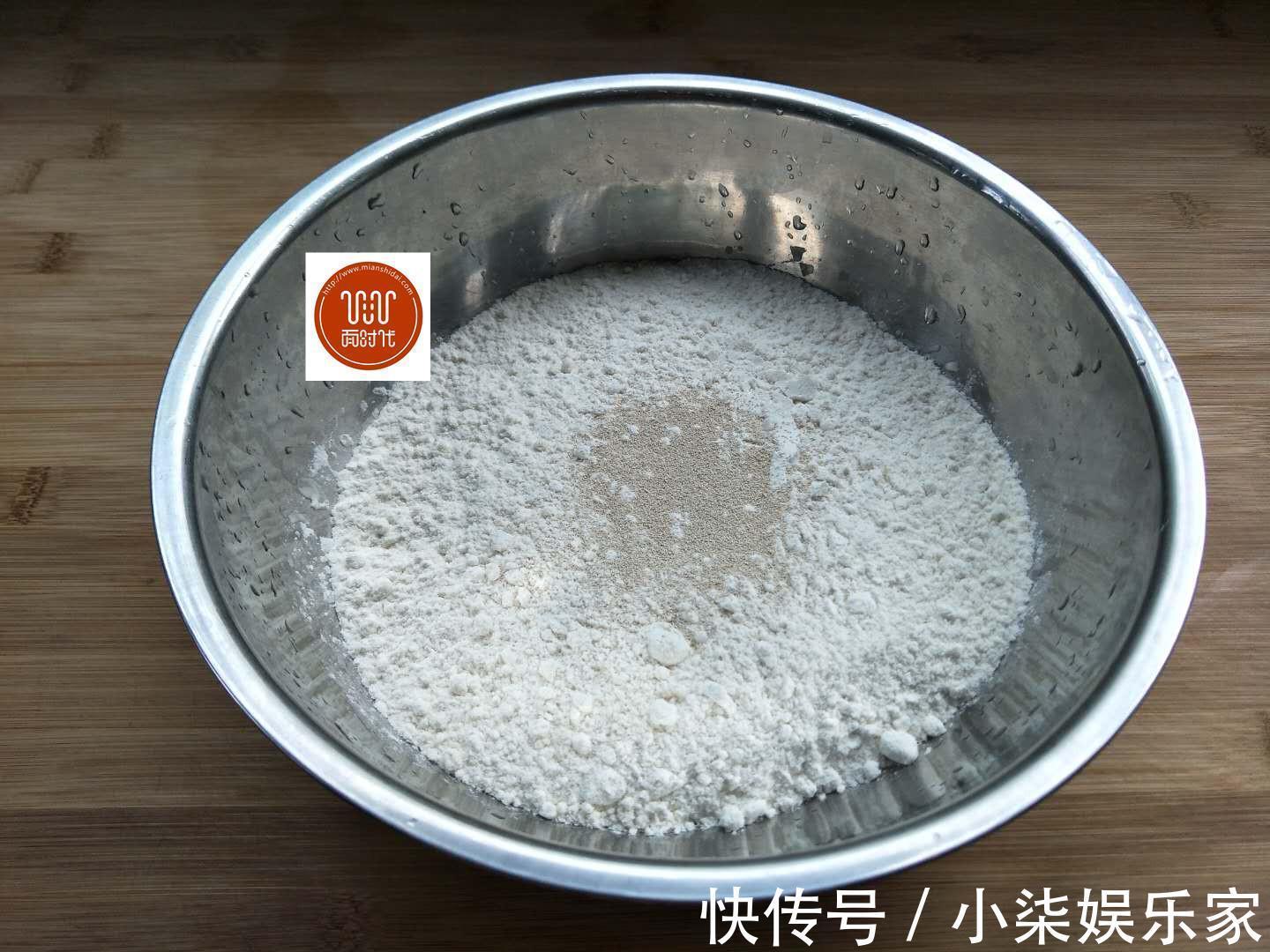 豆沙团|馒头这样做，好吃看的见，我蒸两锅都不够，孩子连吃5个，服了！