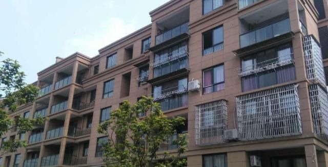 地段|专家建议,买房最好要“远二近三”,其中利弊住久了才清楚