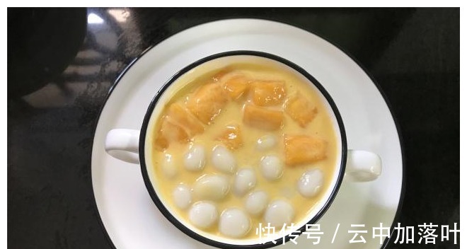 茶餐厅30元一份的甜品，在家10元做2份，香浓顺滑，夏天最爱！