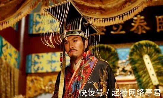 帝妃&皇上的一句上联:“二人土上坐”,帝妃的回答亮了!