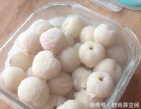 水果不要再直接吃了,冰冻过后,味道不输冰淇淋