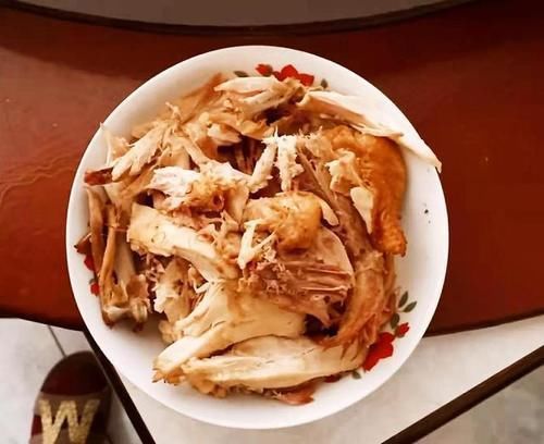 丈母娘家|初三“回门”，小舅子媳妇做了14道菜，媳妇都是现成的没炒啥