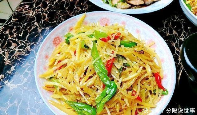 面团|看看我花1小时做的晚餐，成本10元钱，做了4道菜，全家吃得肚子圆