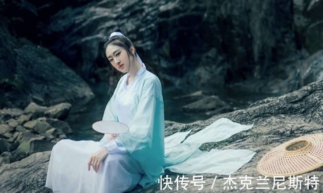 七律@诗词原创:七律10首步韵韦庄|晴川极目家何在,寒浦伤心秋不同