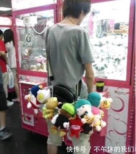 |搞笑图片幽默段子笑话:这空气是有毒吗?用得着这样么