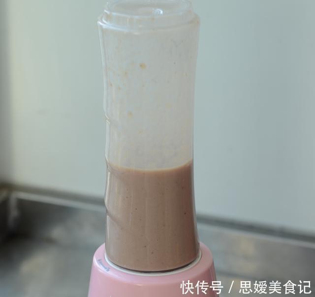 牛奶|香蕉和这“天生一对”,坚持每天吃,不失眠不便秘,肚腩消失了!