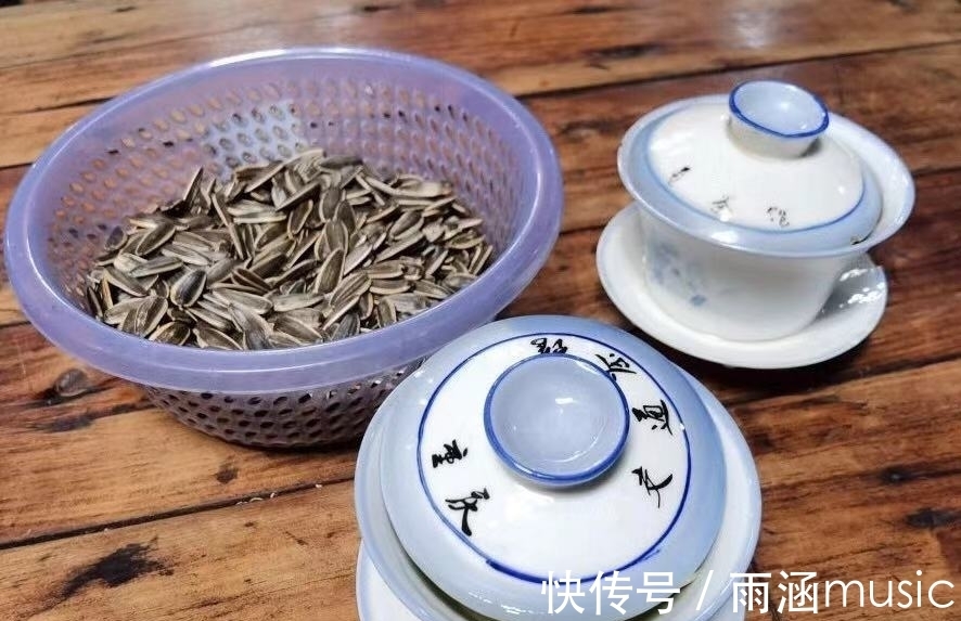 重庆|重庆34年老茶馆，曾经因沧桑破旧被嫌弃，如今逆袭成了热门打卡地