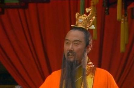 镇元子连如来也不怕,为何观音降临五庄观,镇元子吓得当场起立