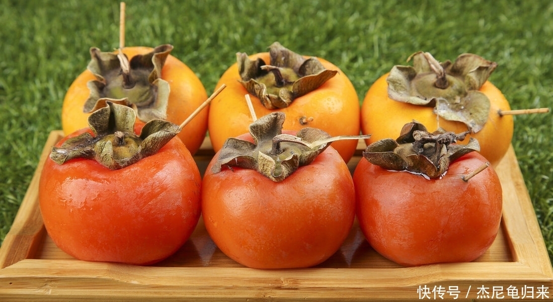 新鲜|柿子大量上市了,5个小技巧,教你挑选新鲜好吃的柿子,个个香甜