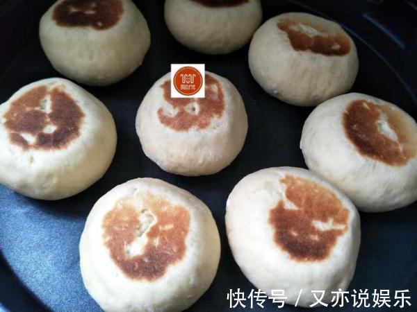 馒头|第一次这样做的馒头，松软香甜，一次吃5个还不够！
