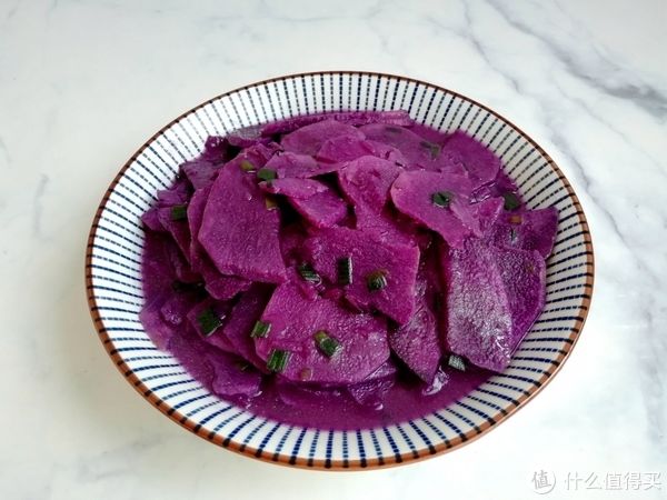 晒晒我家的午餐，才花20块钱就做了4道菜，实惠又好吃！