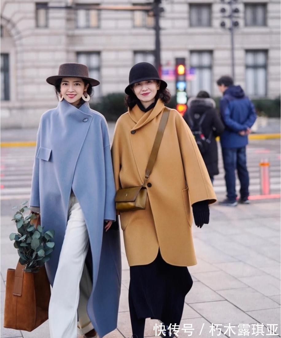 妈妈 58岁三木妈妈,凭什么美得优雅?她这3个“配色公式”,堪称一绝