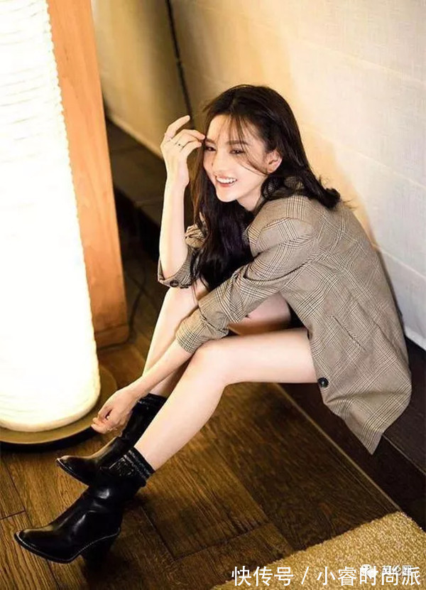 格纹 早春格纹大衣这样穿,不踩雷还很时尚