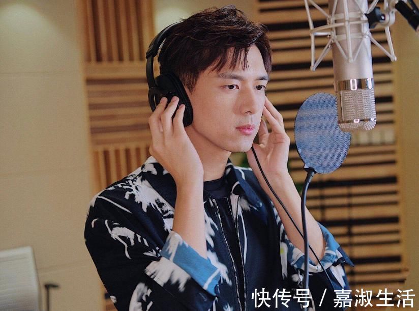 李現再上綜藝！與陳立農、黃明昊同臺，看清女嘉賓：全是老熟人