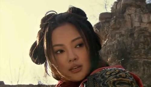 女婿|此人兵器重量排行第三,首战梁山身负重伤,遭女儿女婿害死