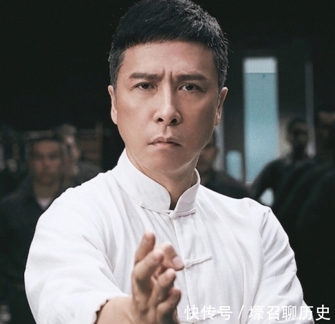 咏春拳|浅谈陈华顺实战能力,200斤米包随手抓提,8人之力不敌其拇指