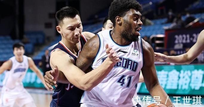 威尔斯|多人伤退!广东击败青岛迎3连胜,易建联17+11,莱多准三双