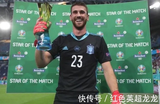 西班牙|點(diǎn)球晉級半決賽！西班牙更衣室熱鬧慶祝：佩德里搞怪，西蒙唱歌