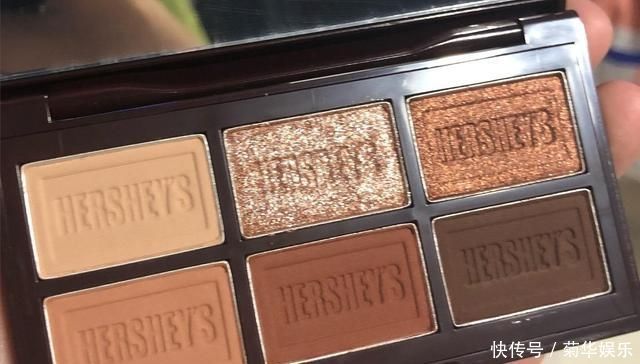 看上去好好吃的巧克力眼影，撕开包装的那一刻我差点咬上去