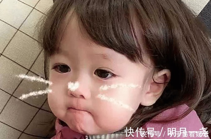 发育|婴儿常喝母乳发育好,大便次数就多,即使水分多些也不必担心