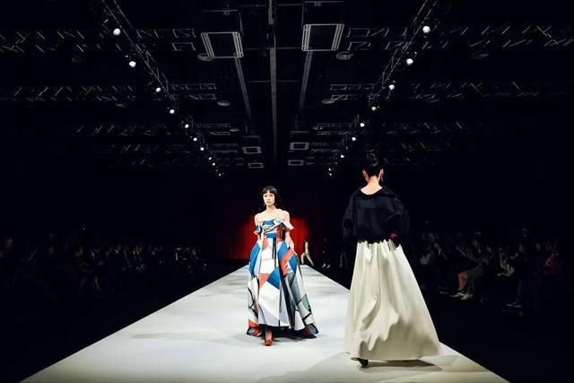 盛泽时尚周6月中旬美丽“绽放”