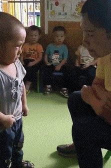 最出名|“老婆喜欢超人,可衣服不太合身”神评太坏了,哈哈哈哈