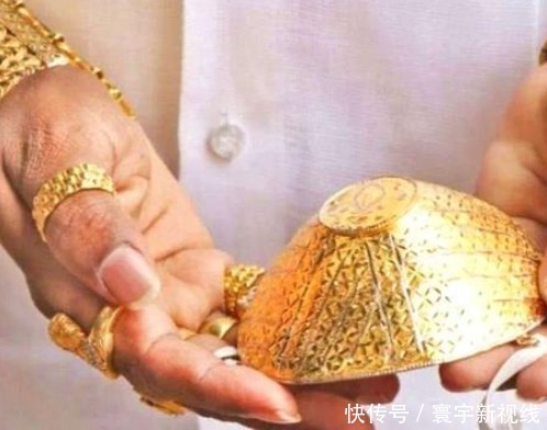 以色列|售价1045万人民币!以色列公司推出珠宝口罩,不仅有黄金还有钻石