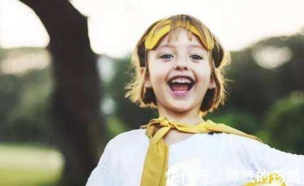 爱钱|这5种孩子看似很“机灵”,其实很难有出息,快看看你家娃有没有