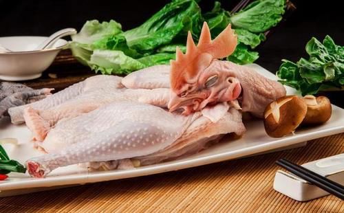 鸡汤|炖鸡最忌讳“这3种调料”,要是不小心加错,鸡汤不鲜,腥味还重