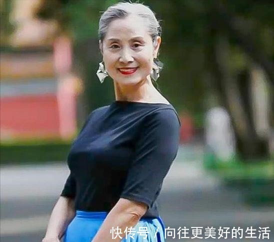 白发 70岁不染发会不会很显老染发阻挡不了衰老，遮掩不如顺其自然！