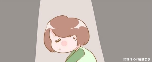 年纪|吃手指的这些坏处,赶紧让宝宝改正,过了这个年纪就晚了