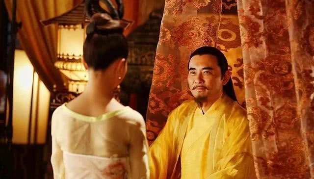 却是|君权神授是假的，有一个皇帝却是天生的，高智商却死于丹药