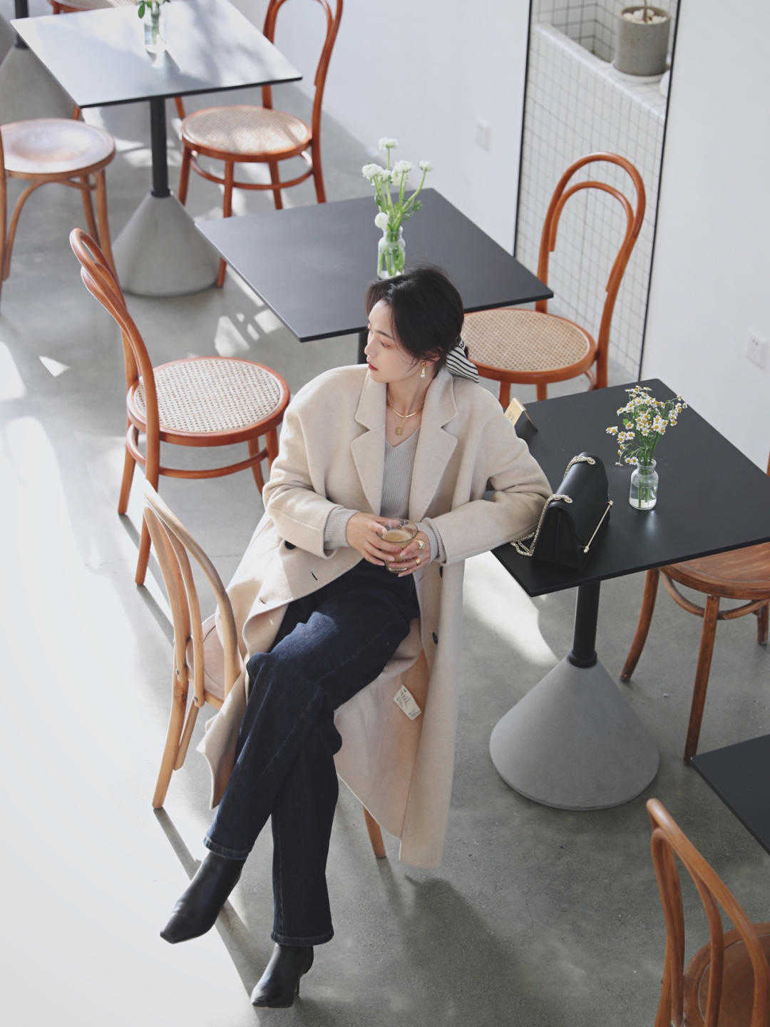 膝盖|初冬的正确打开方式,大衣+靴子才是王炸组合,简直太保暖